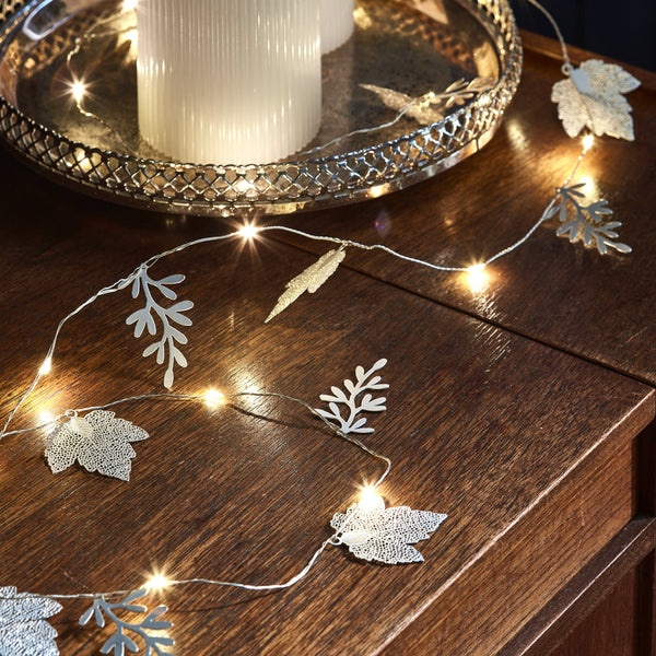 Christmas decorations on table- Shimmer fairy lights - sparkle.lighting