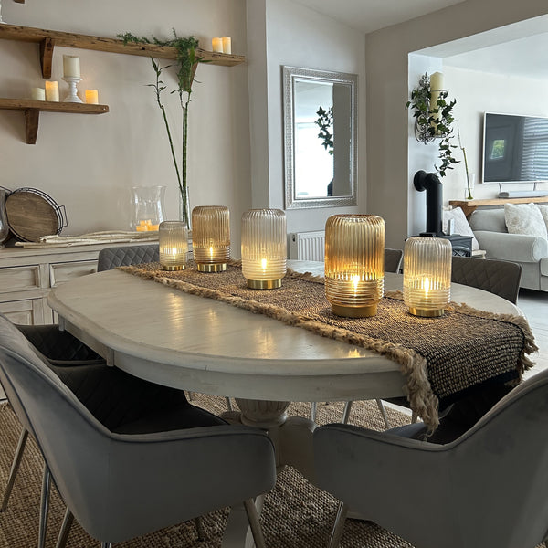 cordless ribbed table lamps as centerpieces