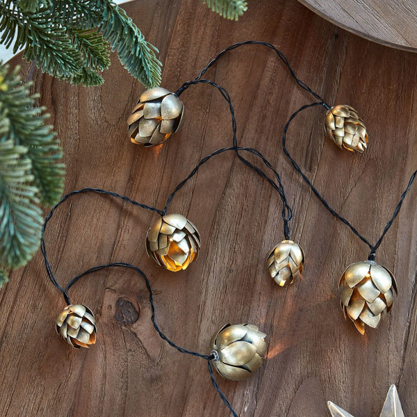 Pine Cone Gold Fairy Lights - sparkle.lighting