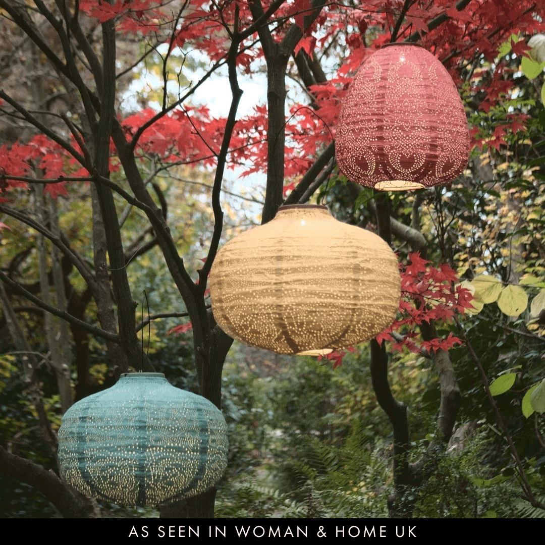 Solar Garden Lanterns - sparkle.lighting