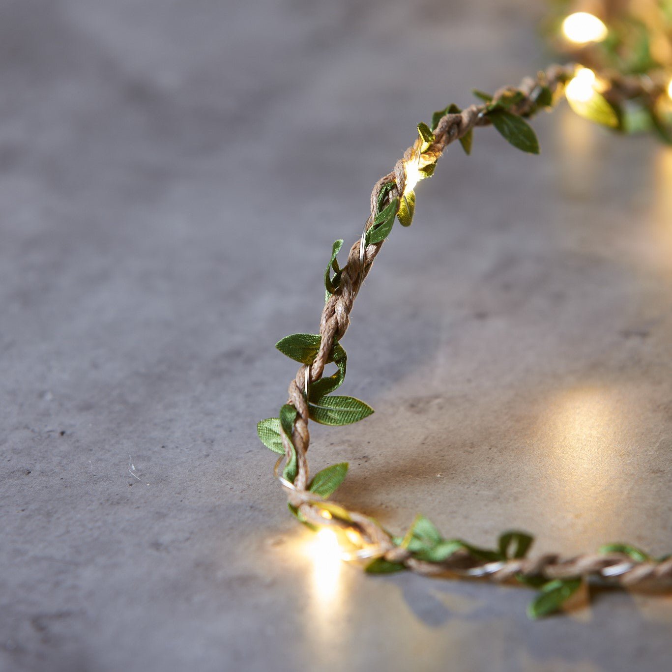 Leaf Twine Fairy Lights | Enchanting Indoor String Lights