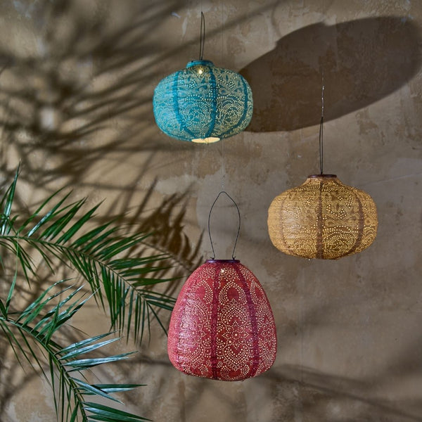 Solar Garden Lanterns - sparkle.lighting