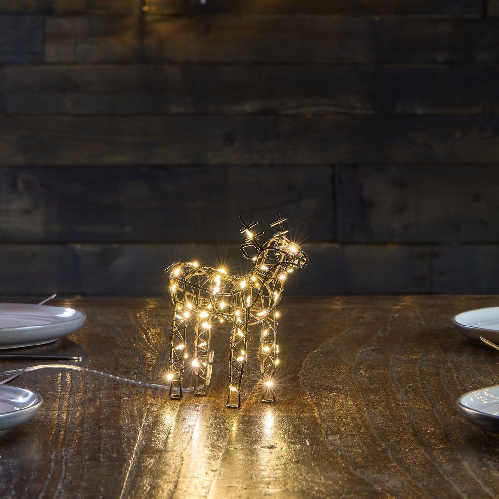 Wire Brown Reindeer With Lights - sparkle.lighting