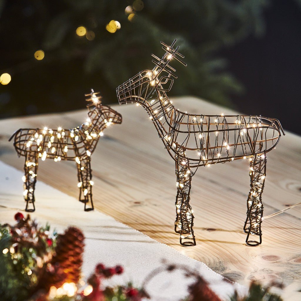Wire Brown Reindeer With Lights - sparkle.lighting