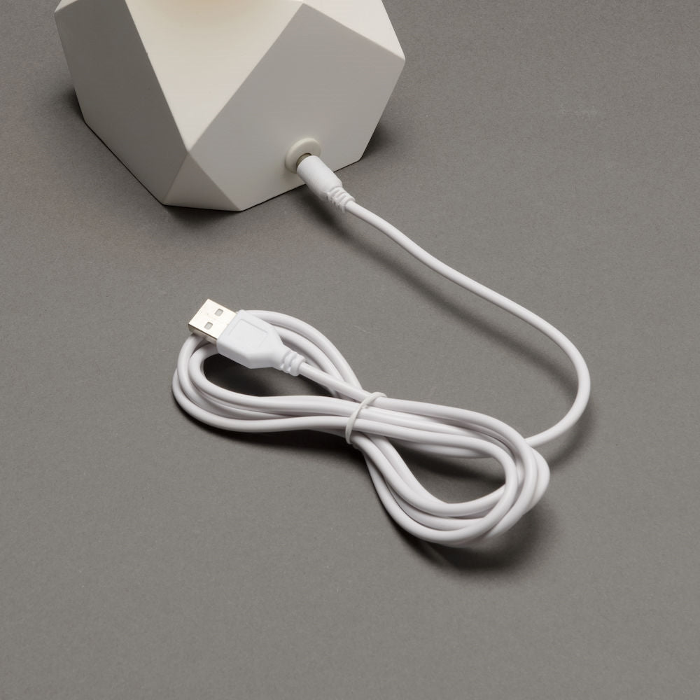 Wooden Cordless Table Lamp - sparkle.lighting