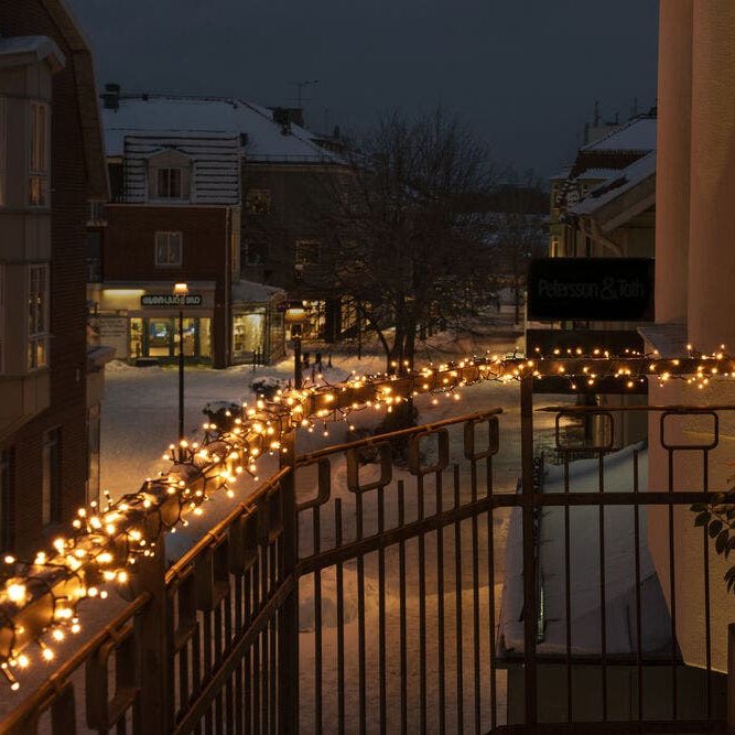 Black Cluster Lights - sparkle.lighting