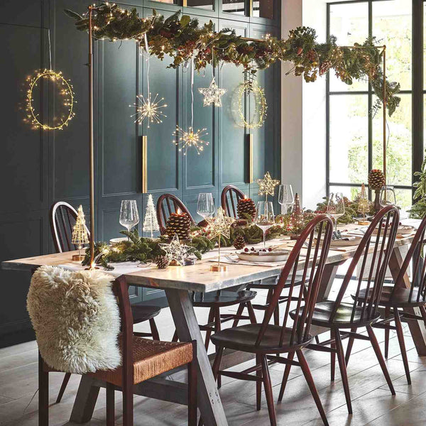 christmas-table-decor-lighting-kit-173736_1400x_e6a2d014-3424-4260-a768-80158365d7d2.jpg__PID:e37ff22c-cd96-45c4-b06b-37976cac8f78