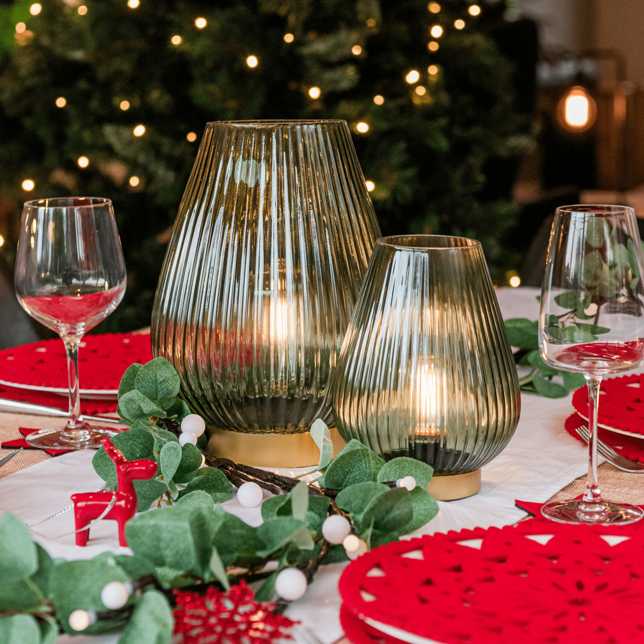 Emerald Green Glass Fluted Battery Lamp - sparkle.lighting