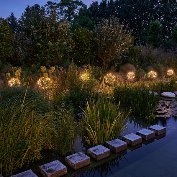 Green Dandelion Solar Light - sparkle.lighting