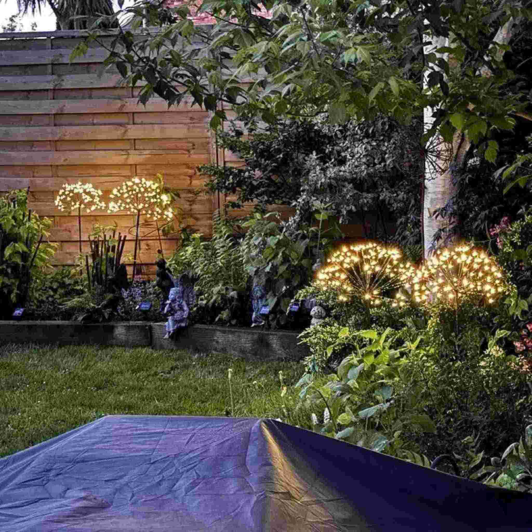 Green Dandelion Solar Light Christmas Kit - sparkle.lighting