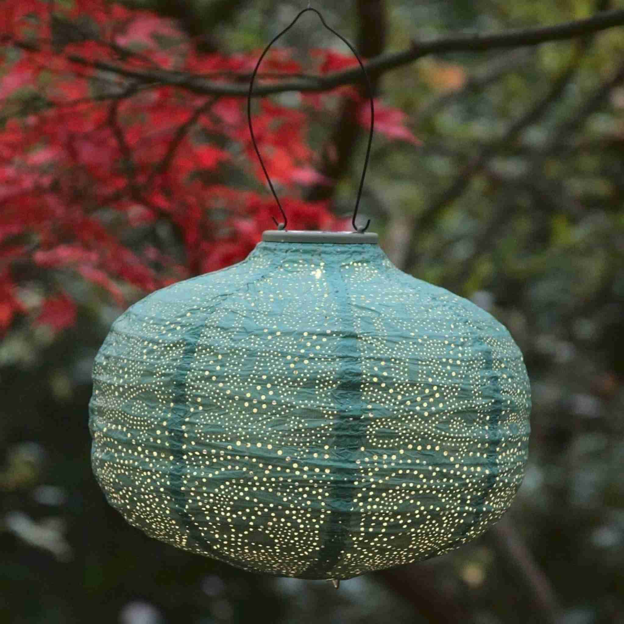 Outdoor Solar Lanterns - sparkle.lighting