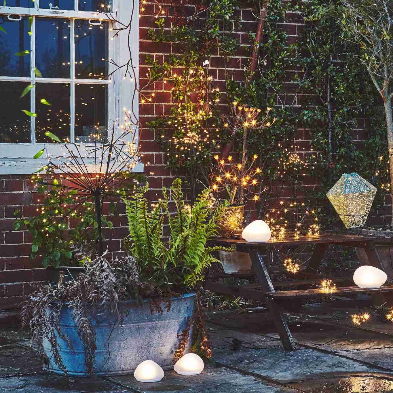 Solar Powered Glass Pebble Light - sparkle.lighting