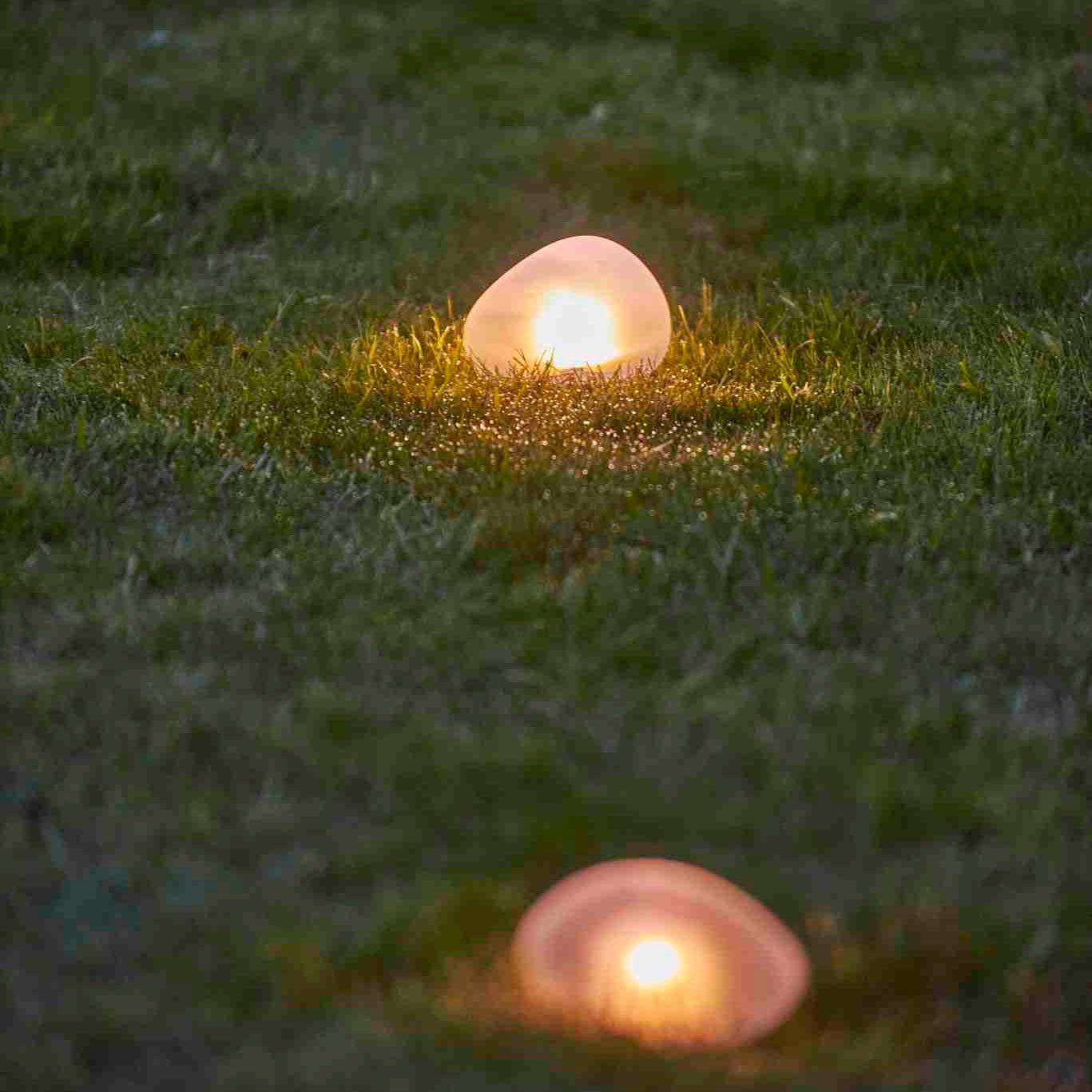 Solar Powered Glass Pebble Light - sparkle.lighting